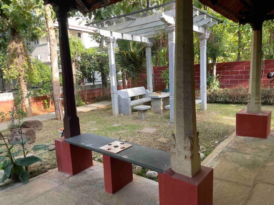 'Vrindavan' In Heritage City Mysuru Buitenkant foto