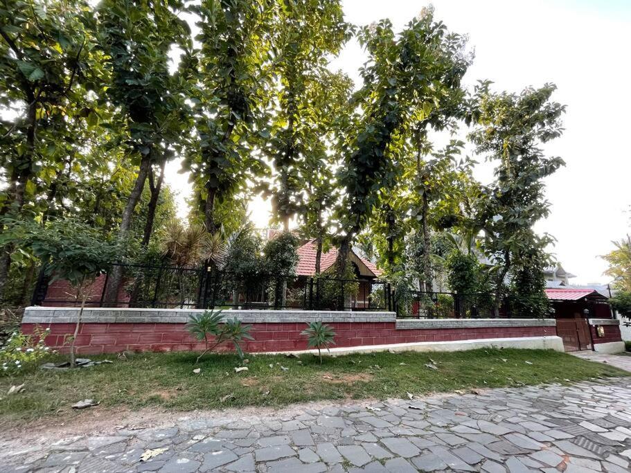 'Vrindavan' In Heritage City Mysuru Buitenkant foto